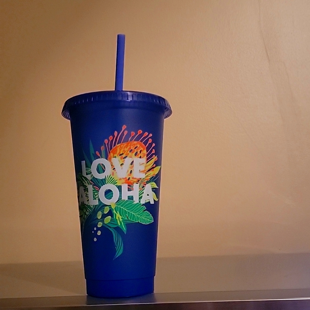 Limited Edition Stabucks Hawaii 2020 reusable cold cup
